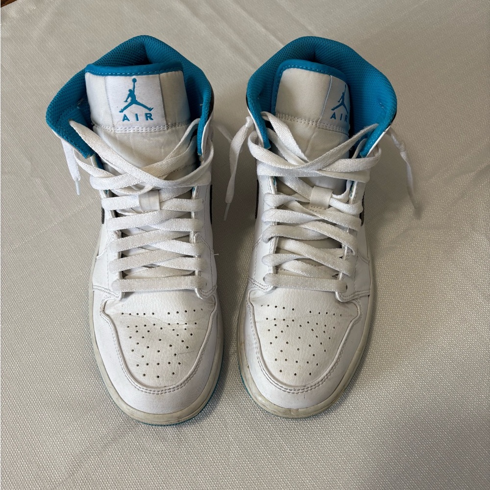 Jordan 1 Mid Laser Blue - Size 8 - Gently Worn